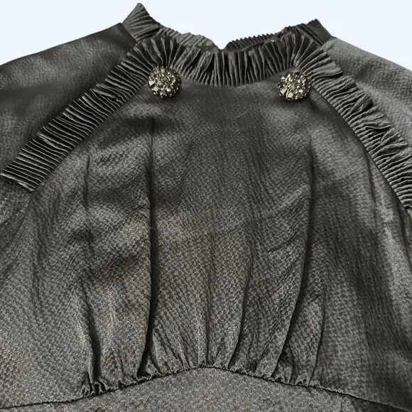 BCBGMAXAZRIA Vintage-Inspired Pleated Black Silk Blouse – Sz S - Picture 3 of 7